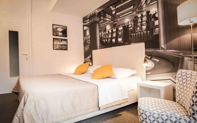 Park, Hotel & Entertainment