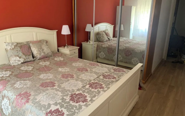 Beautiful 1-bed Apartment in Aldeia de Paio Pires