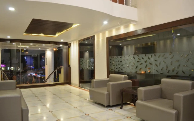 Hotel Apex International