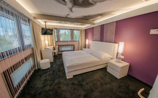 Kristály Imperial Hotel