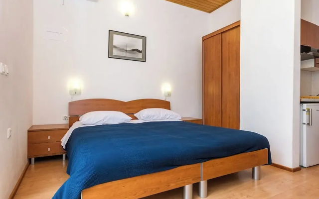 Pansion Alen-Dugi otok