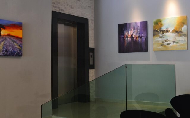 ASHLEY Boutique Hotel