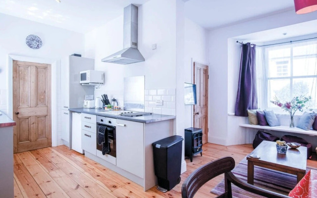 Sea Glass - 2 Bedroom Apartment - Manorbier