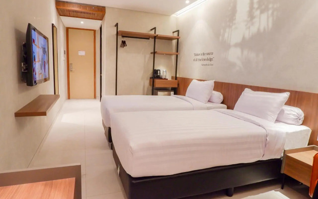 Front One Resort Magelang