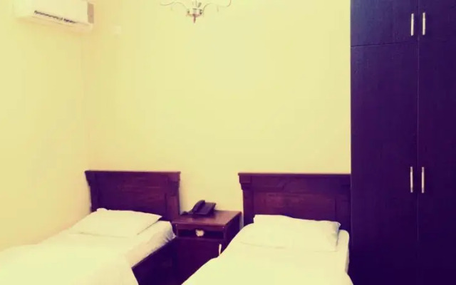 Hotel Alex