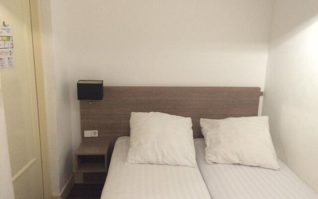 Art Gallery Hotel Bv