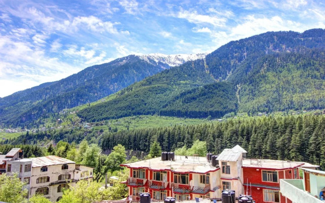 Hotel Monarch Residency