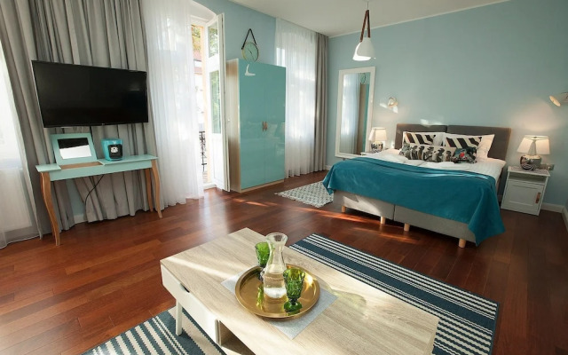 Comfort Art by Grand Apartments