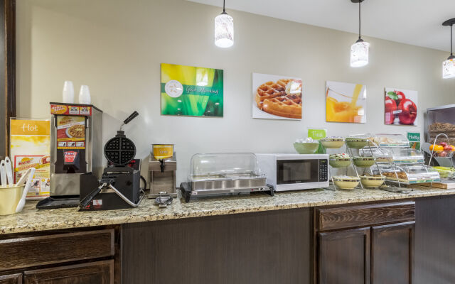 Comfort Inn & Suites