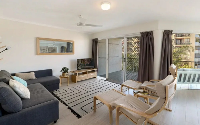 MAINSAIL8 - Mooloolaba Beach