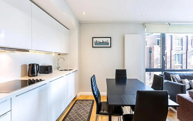Wonderful Holborn Apartment