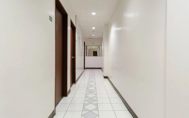 Reddoorz @ Ramos Lacson Street