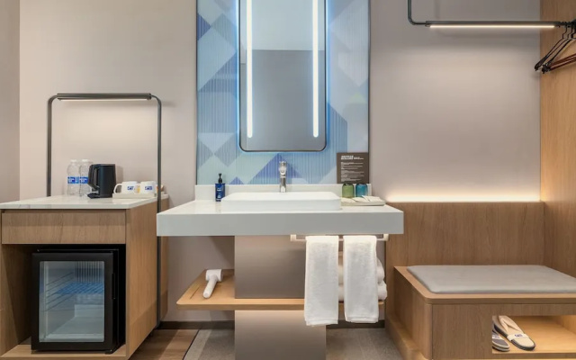 Holiday Inn Express Kunming Dianchi Rixin Road By Ihg – Guest Rooms – Kunming
