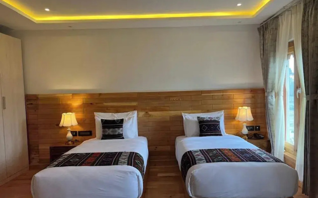 Hotel Sandalwood