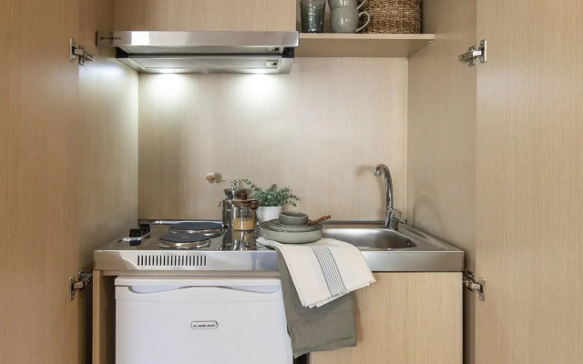 Gallery Suites & Residences, Piraeus