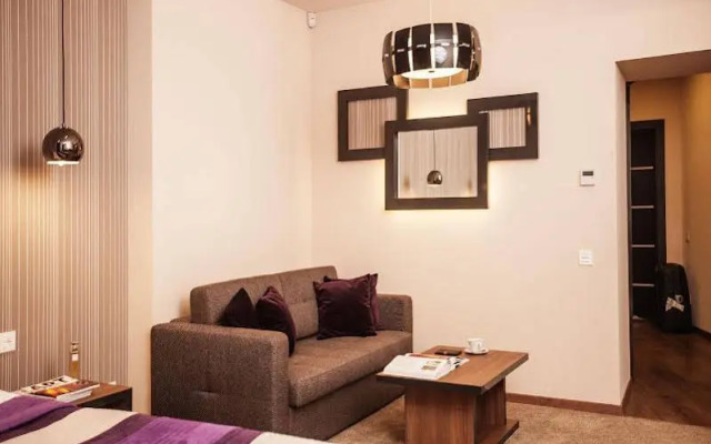 Отель Senator Maidan