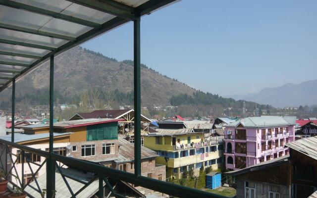 Hotel Akbar Inn