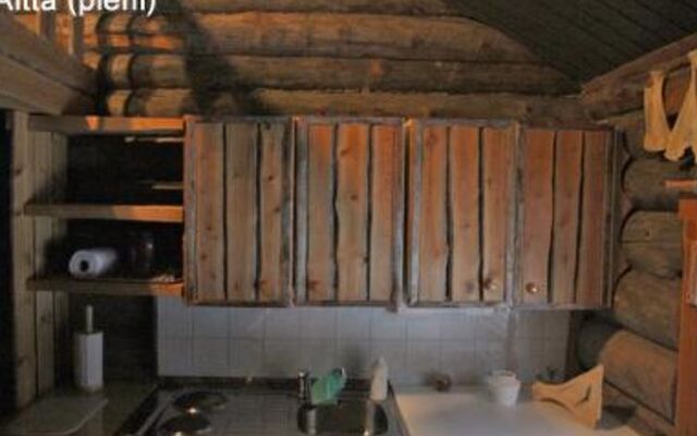 Holiday Home Pykälä - log village