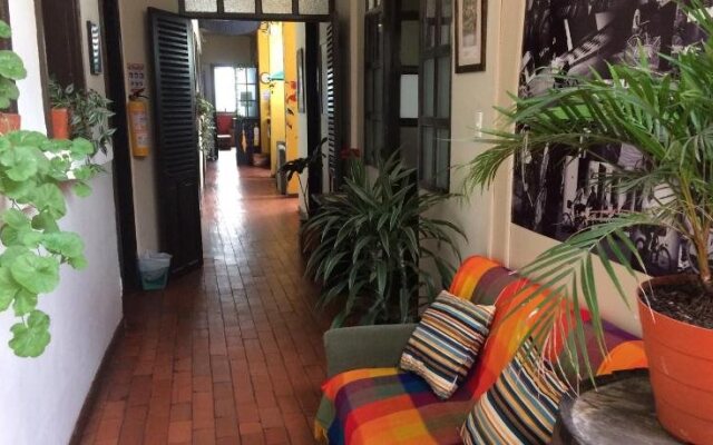 Hostel Caracol