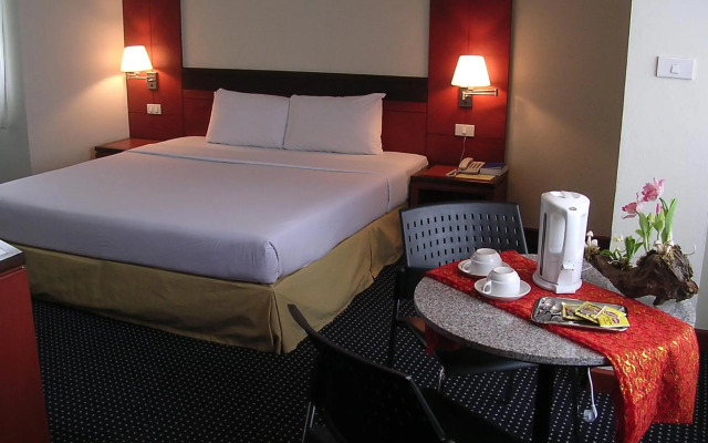 Hadyai Golden Crown Hotel