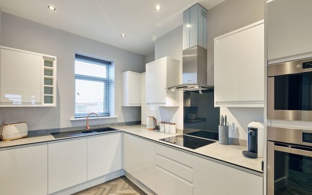 Host Stay Bellevue Apartment 2