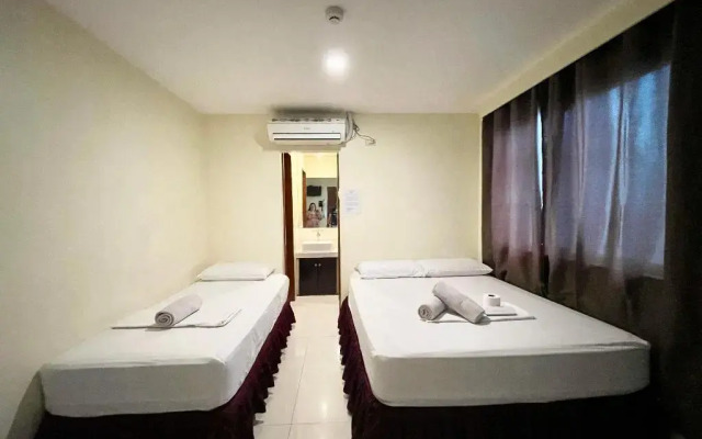 898 Berts Condotel