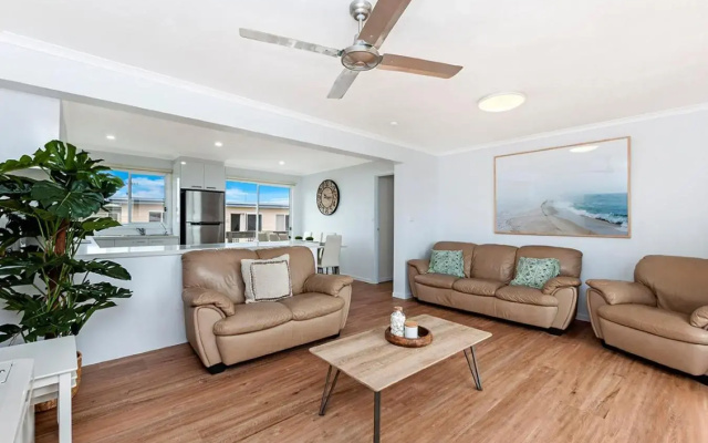 Rocky Point - pet friendly accommodation for multiple families