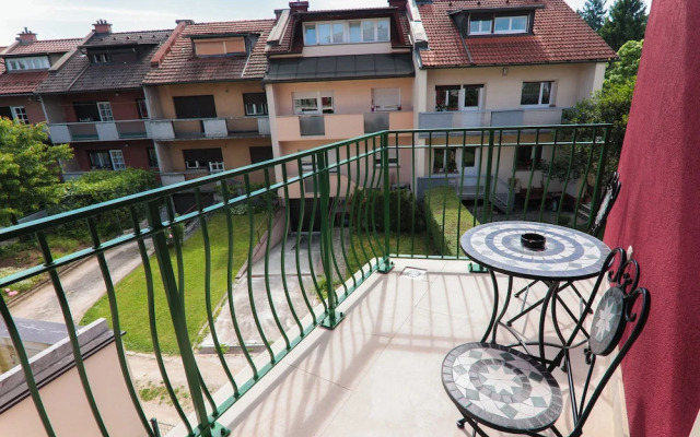 Apart Hotel Asteria