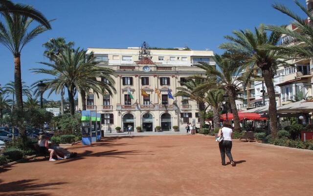 104652 - Apartment in Lloret de Mar