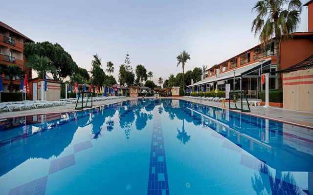 Club Turtas Beach Hotel - All Inclusive
