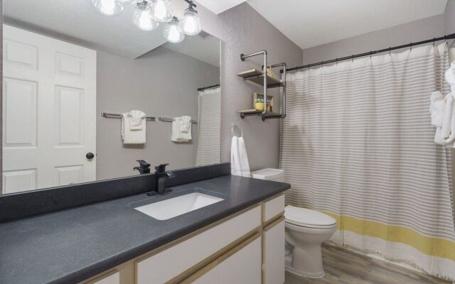 Highland Hideaway - Branson - Local Attractions, On-site Amenities & More!