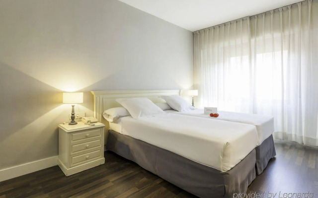 Hotel ILUNION Suites Madrid