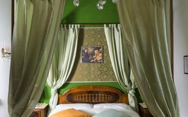 The Villa of Artists