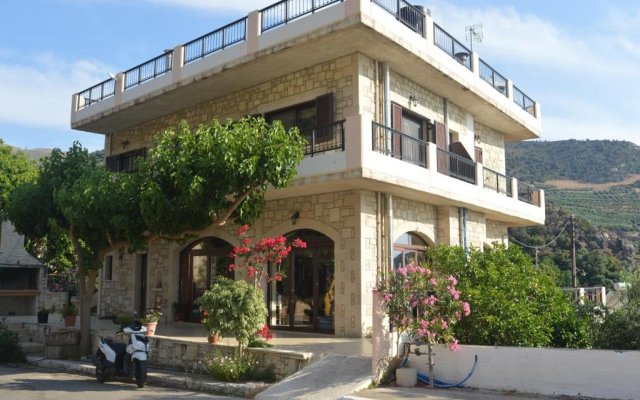Ariadni Apartments