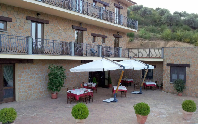 Agriturismo La Rocca dei Briganti