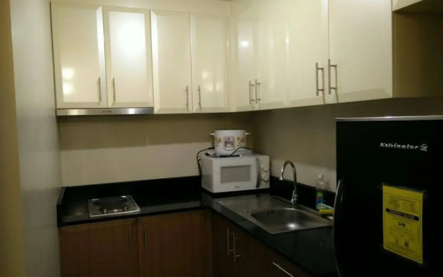 Palm Tree - Genlex Condominium