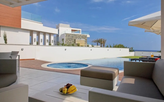Pearl Beachfront Villa