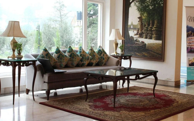 Hotel UNA Comfort Misty Oak By OYO Rooms