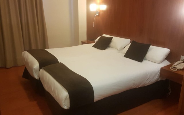 Hotel Familia Conde