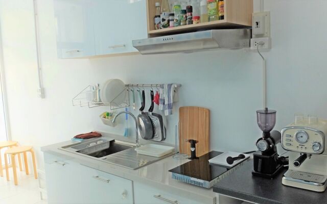 A Dude Mini Hostel - Adults Only