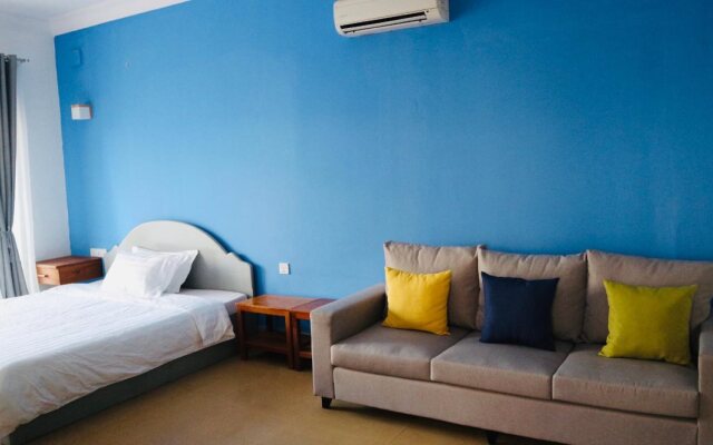 Pineapple Hostel