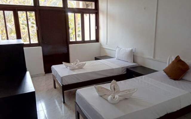 Candolim Hideout Resort