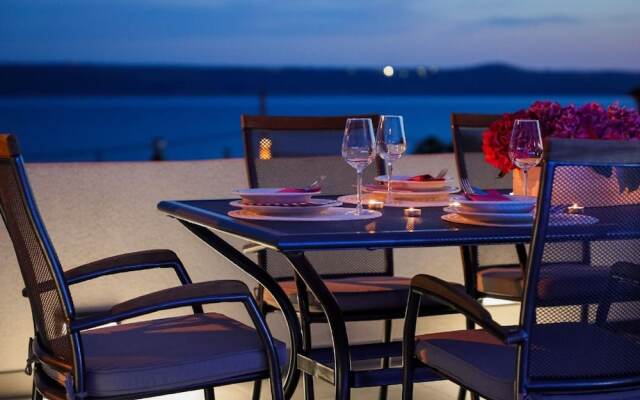Holiday Home With Private Swimming Pool