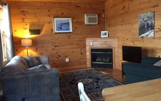 Tidal Bore Rafting Resort