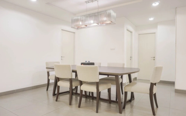 Big And Comfortable 3Br Apartment At Simprug Park Residences