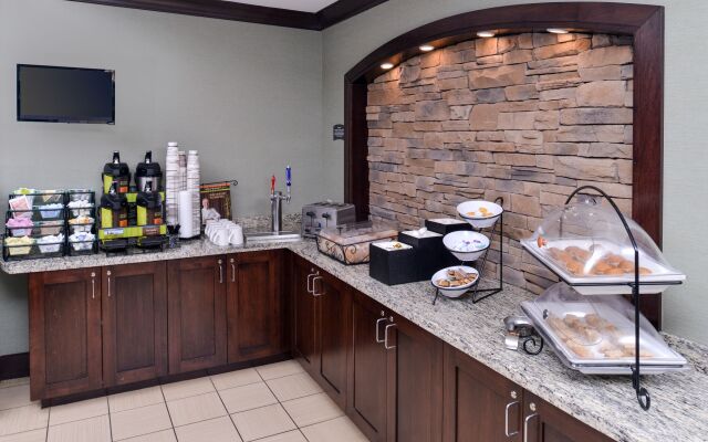 Staybridge Suites O'Fallon Chesterfield by IHG