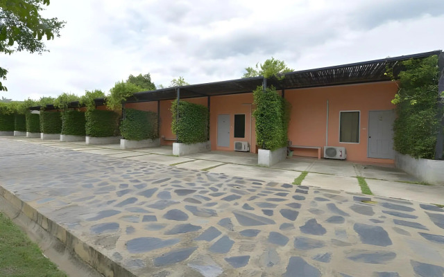 Mittraphap Resort