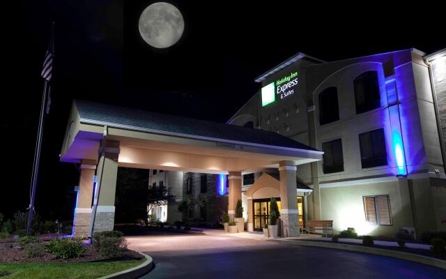 Holiday Inn Express Hotel & Suites Plymouth, an IHG Hotel