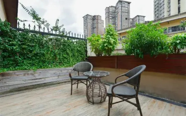 Lanting Culture Theme Hotel