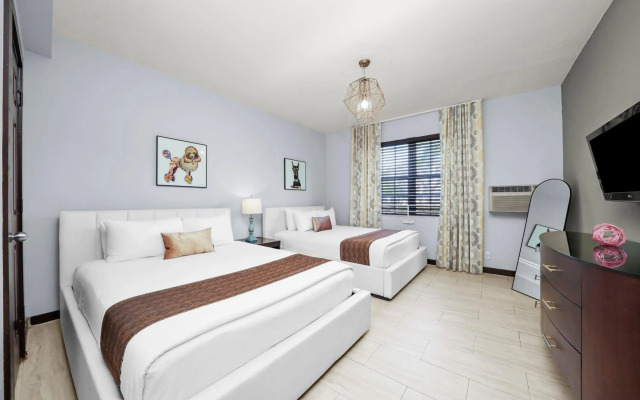 Tradewinds Apartment Hotel